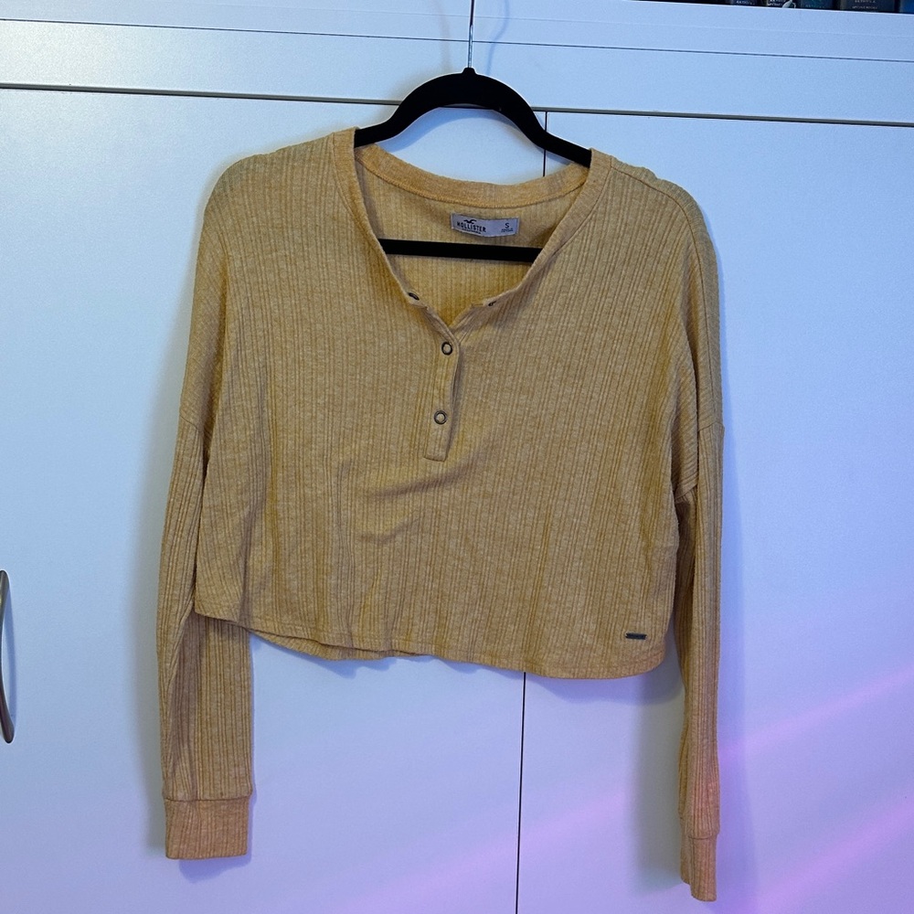 Hollister Mustard Ribbed Cropped Henley Long Sleeve Top
